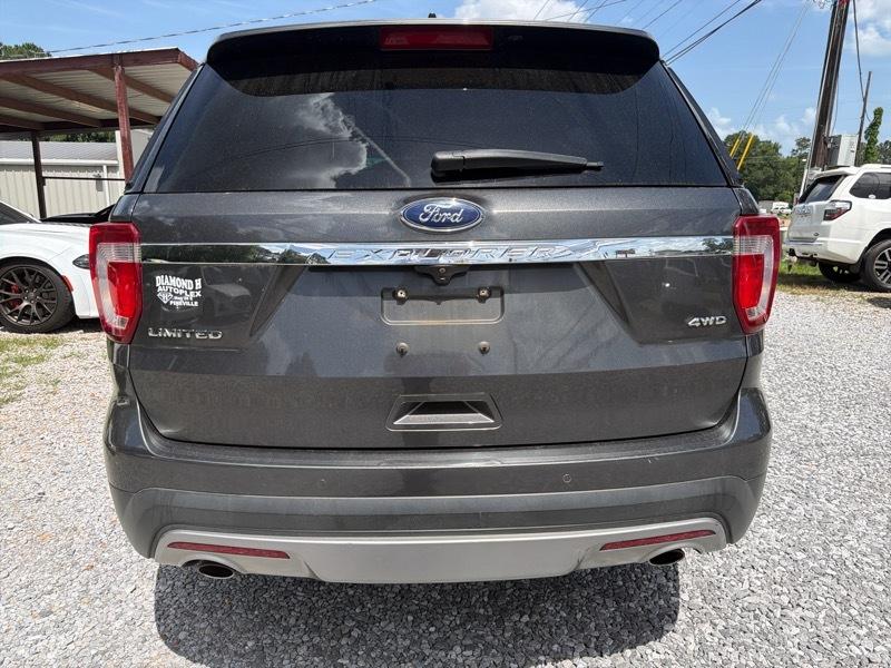 Ford Explorer Limited 4WD 2017