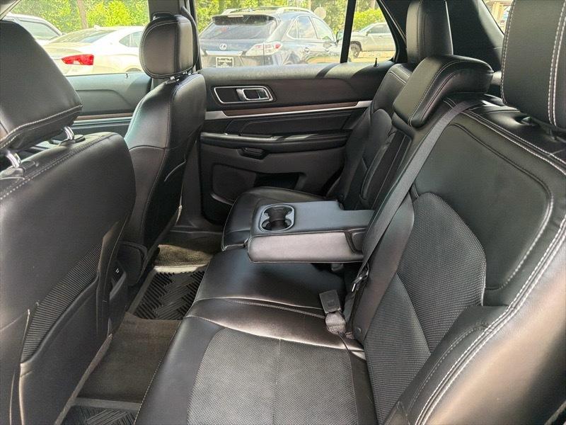 Ford Explorer Limited 4WD 2017