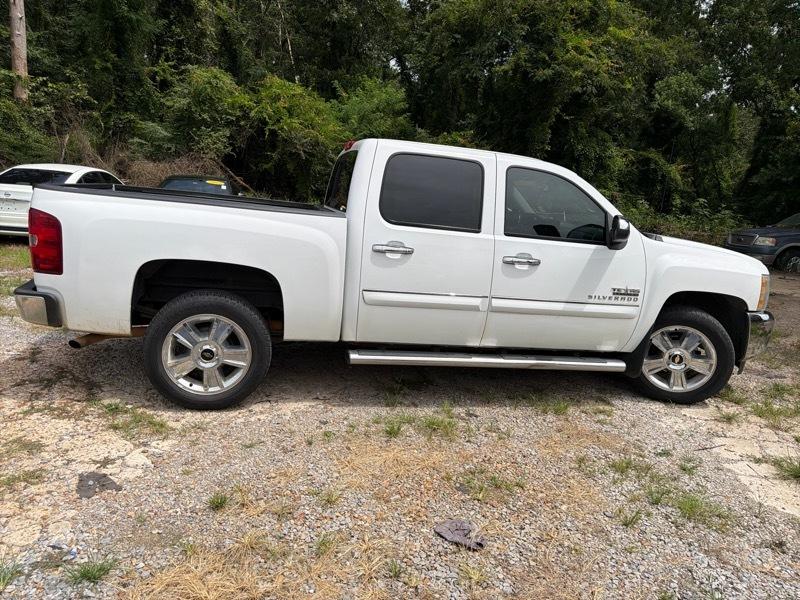 Chevrolet Silverado 1500 1LT Crew Cab 2WD 2013