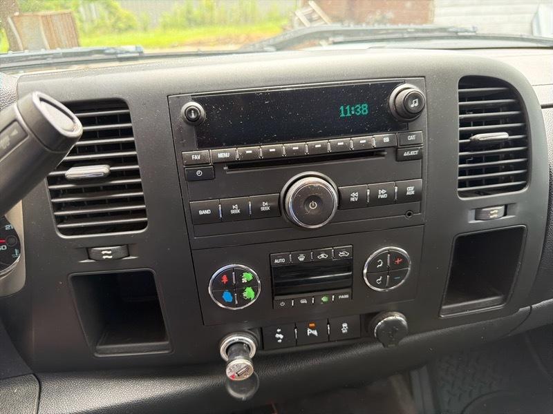 Chevrolet Silverado 1500 1LT Crew Cab 2WD 2013