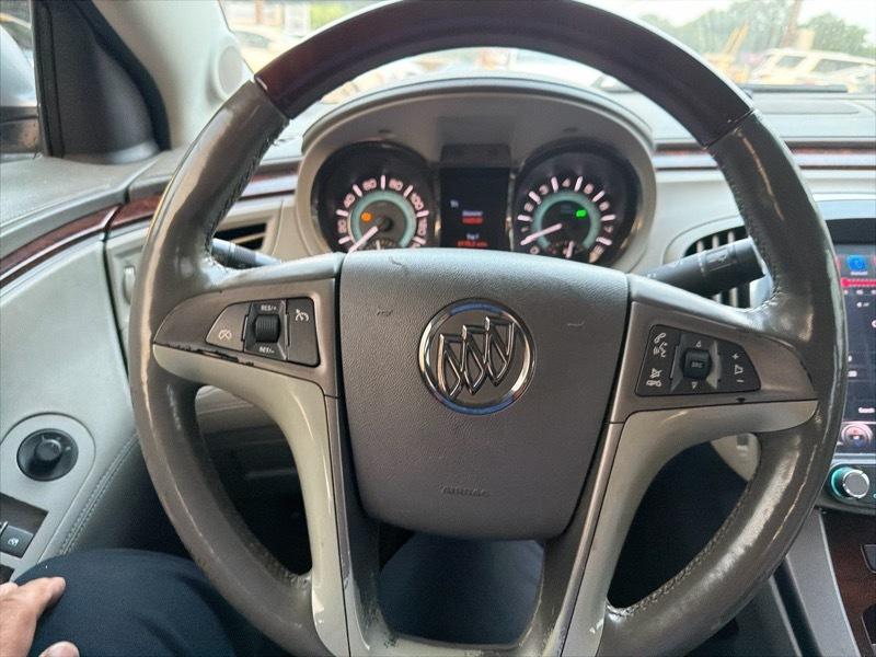 Buick LaCrosse CXS 2010