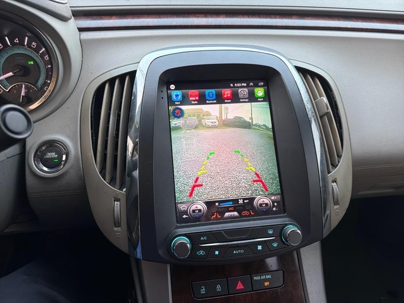 Buick LaCrosse CXS 2010