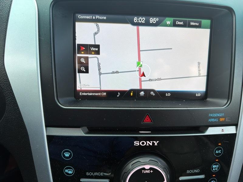 Ford Explorer Limited FWD 2011