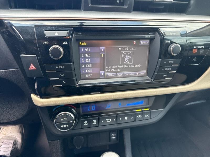 Toyota Corolla LE 4D Sedan 2016
