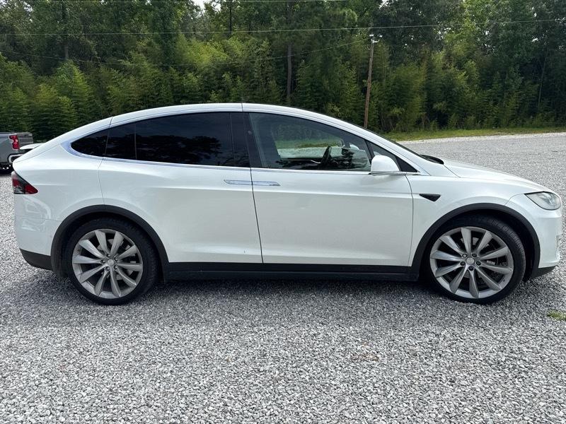 Tesla Model X 90D 2017