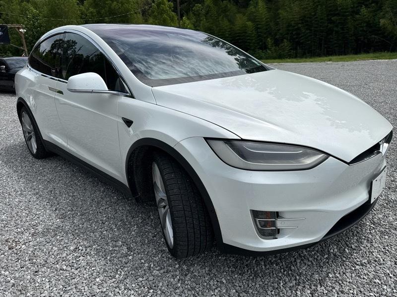 Tesla Model X 90D 2017
