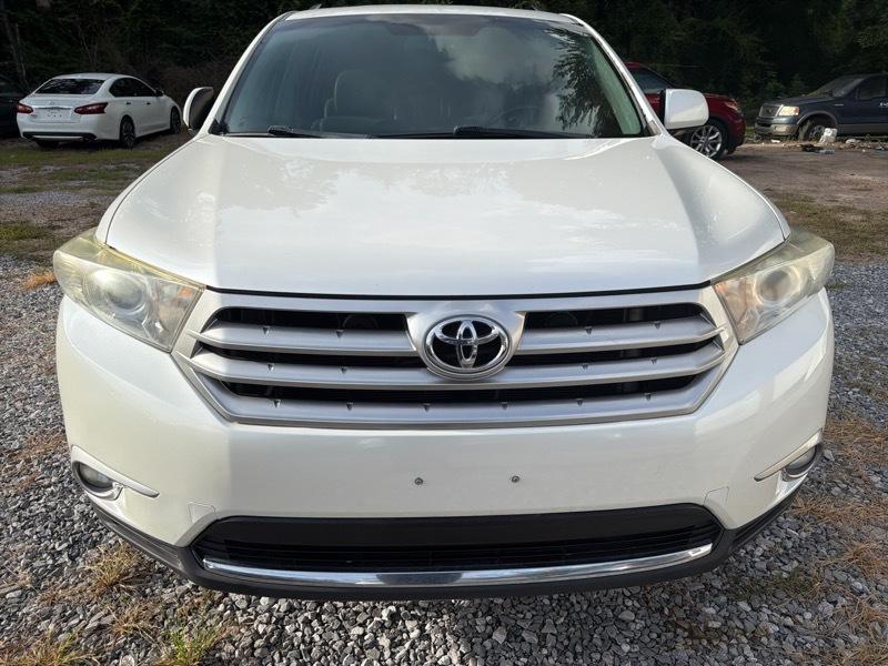 Toyota Highlander Limited 2WD 2012