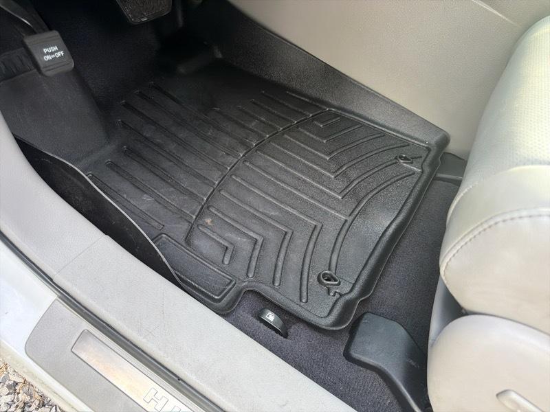 Toyota Highlander Limited 2WD 2012