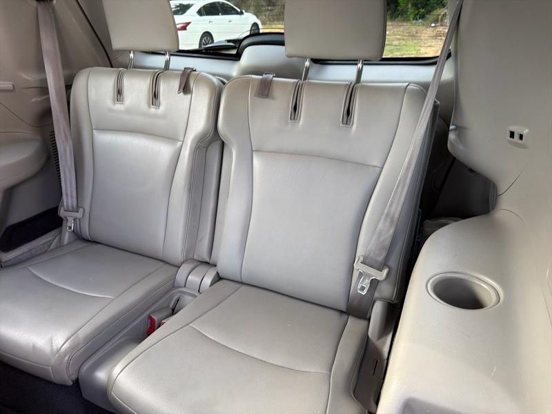 Toyota Highlander Limited 2WD 2012