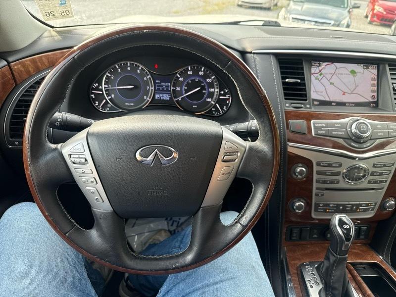 Infiniti QX80 LUXE 2019