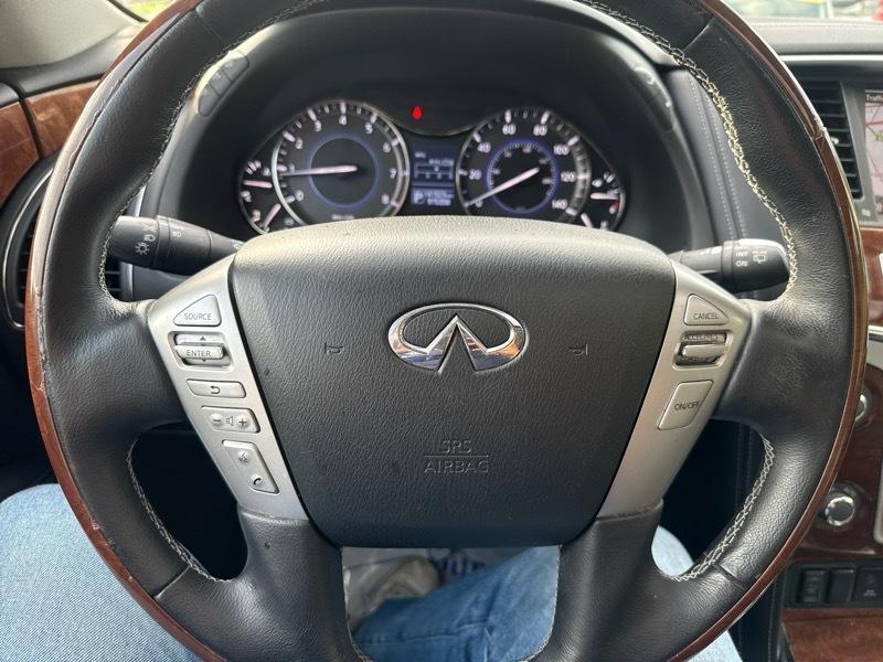 Infiniti QX80 LUXE 2019