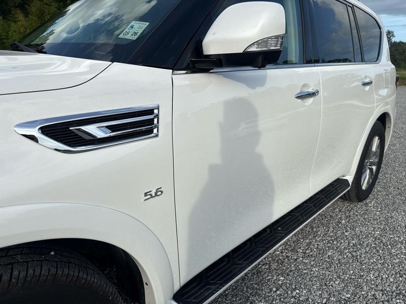 Infiniti QX80 LUXE 2019