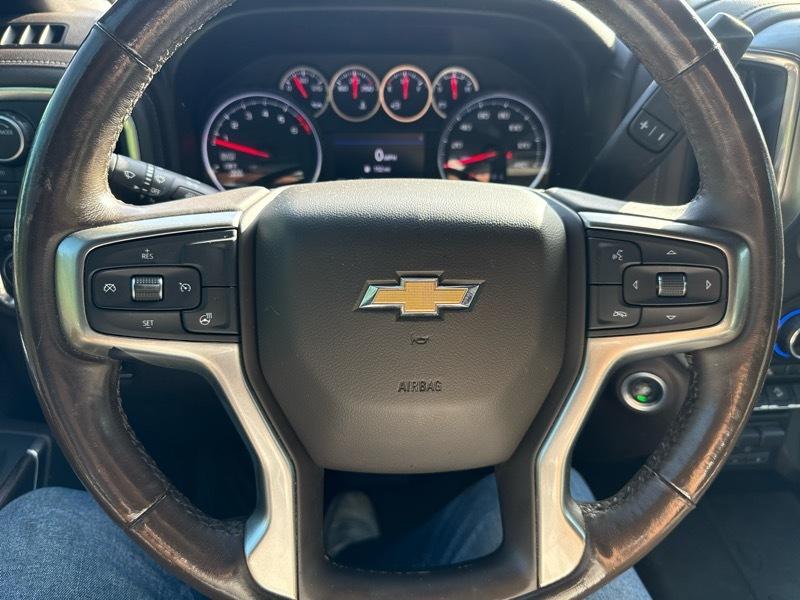 Chevrolet Silverado 1500 LT Crew Cab 4WD 2021