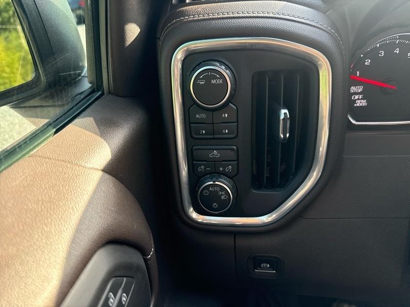 Chevrolet Silverado 1500 LT Crew Cab 4WD 2021