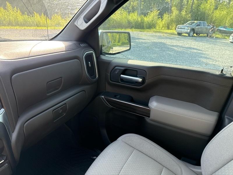 Chevrolet Silverado 1500 LT Crew Cab 4WD 2021