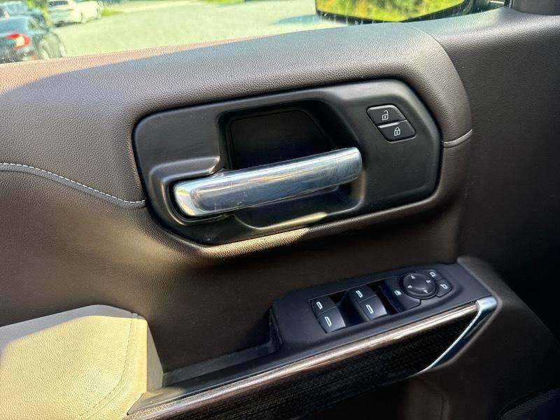 Chevrolet Silverado 1500 LT Crew Cab 4WD 2021