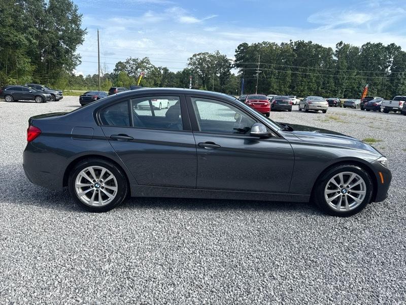 BMW 3-Series 320i Sedan 2016