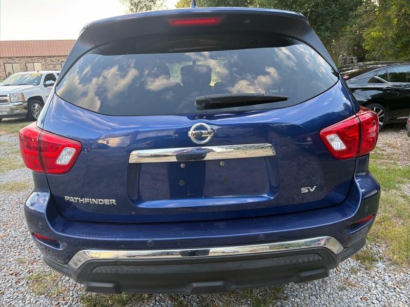 Nissan Pathfinder SV 2020