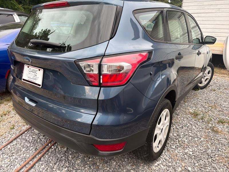Ford Escape S FWD 2018
