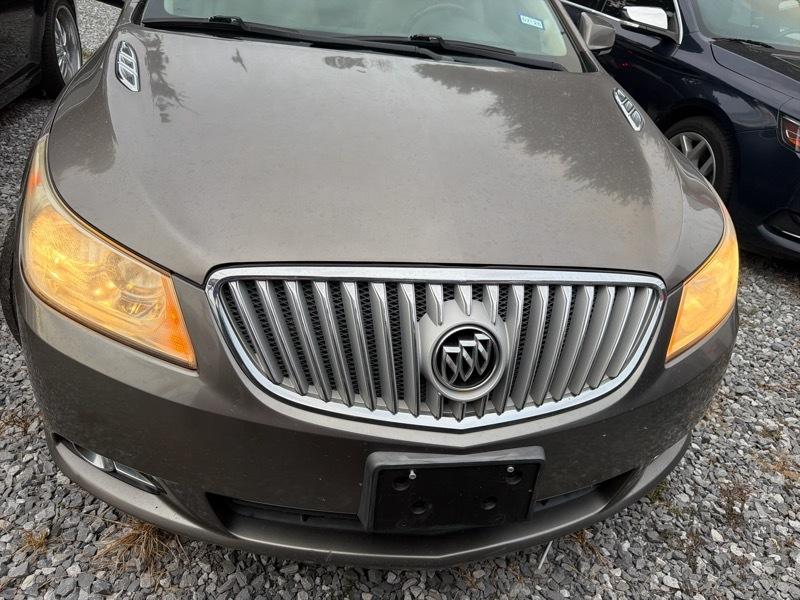 Buick LaCrosse CXS 2011