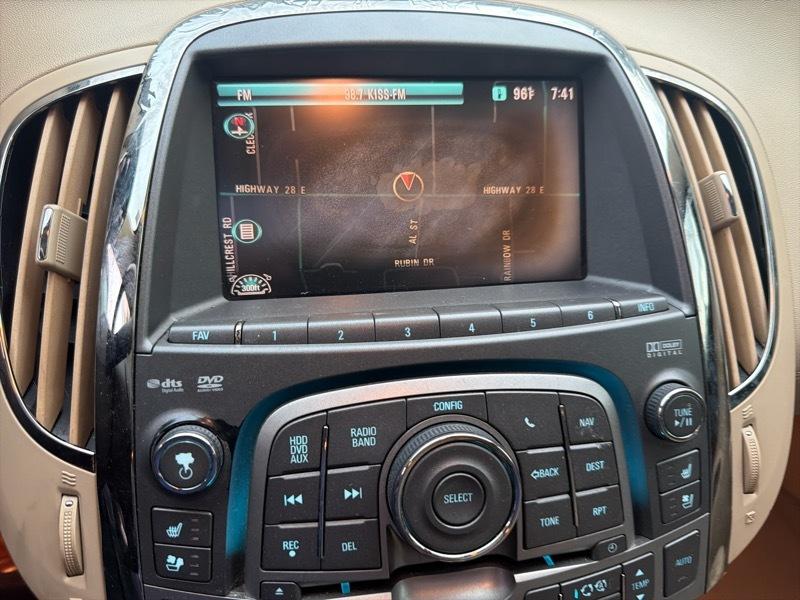 Buick LaCrosse CXS 2011