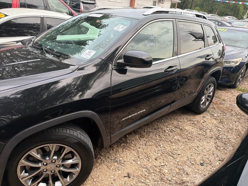 Jeep Cherokee Latitude Plus FWD 2019