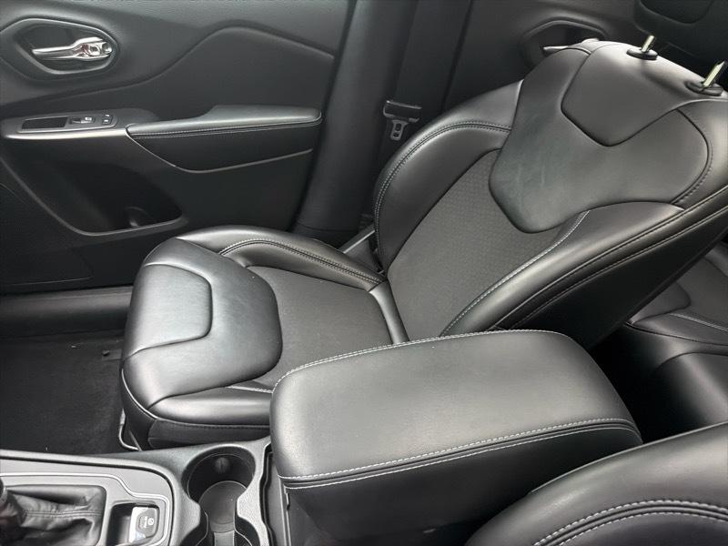 Jeep Cherokee Latitude Plus FWD 2019