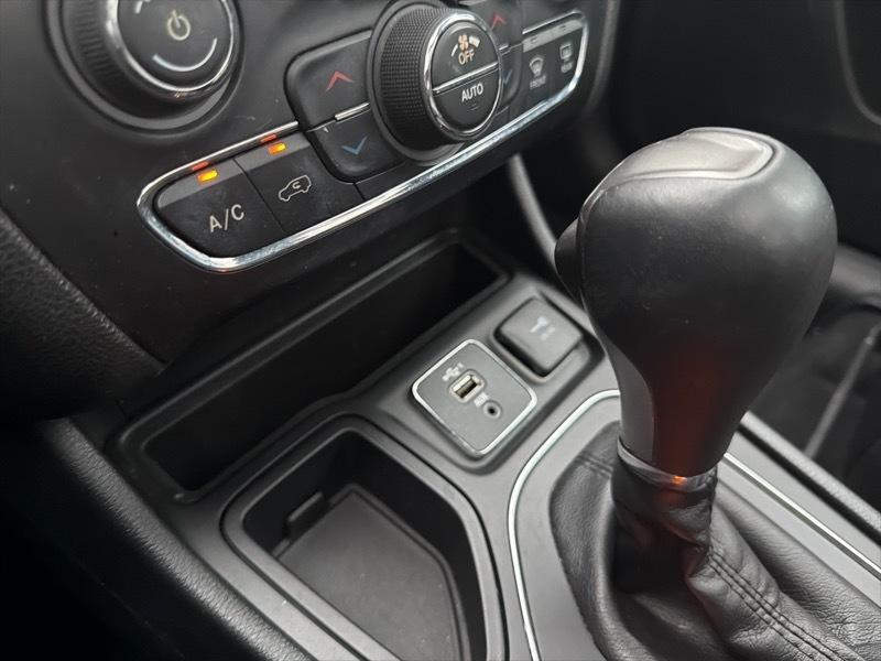 Jeep Cherokee Latitude Plus FWD 2019