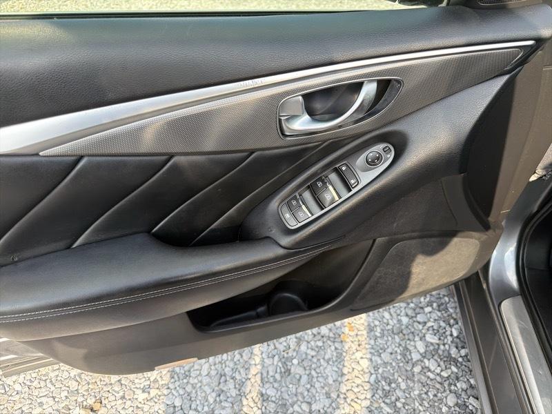 Infiniti Q50 Premium 2014