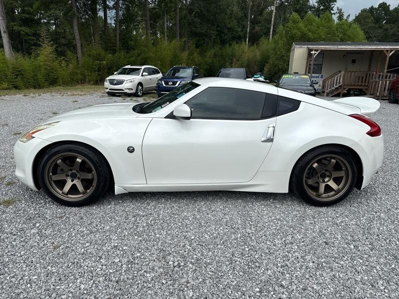 Nissan Z 370Z Coupe 2010