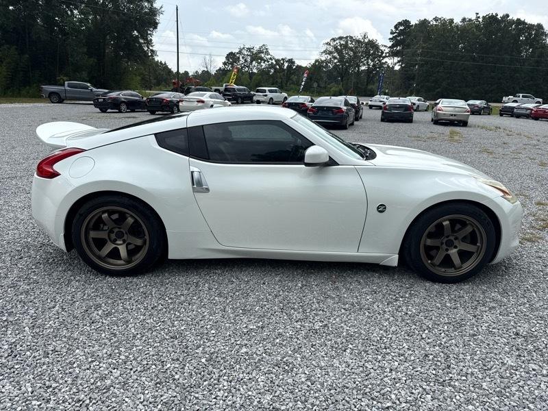 Nissan Z 370Z Coupe 2010