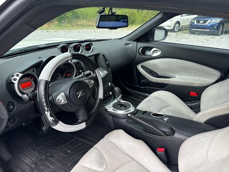 Nissan Z 370Z Coupe 2010