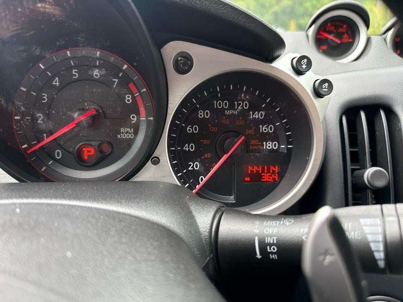 Nissan Z 370Z Coupe 2010