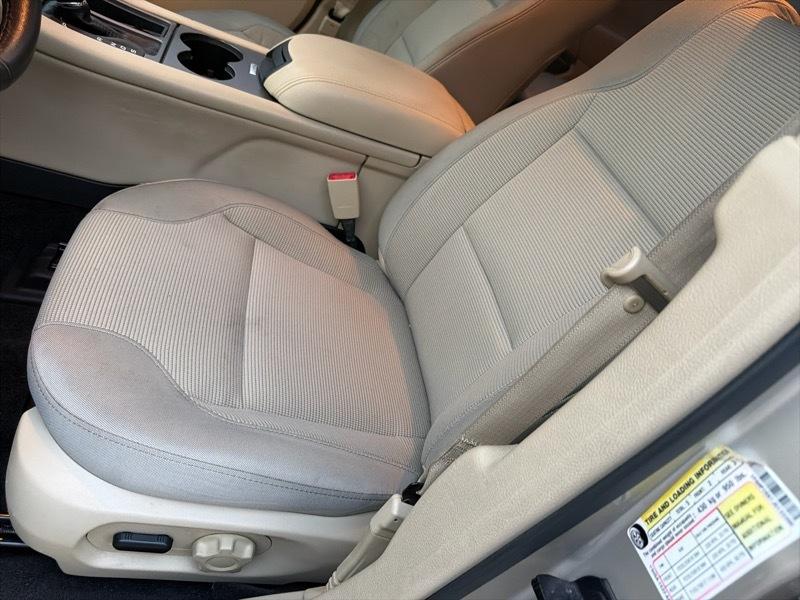 Ford Taurus SEL FWD 2018