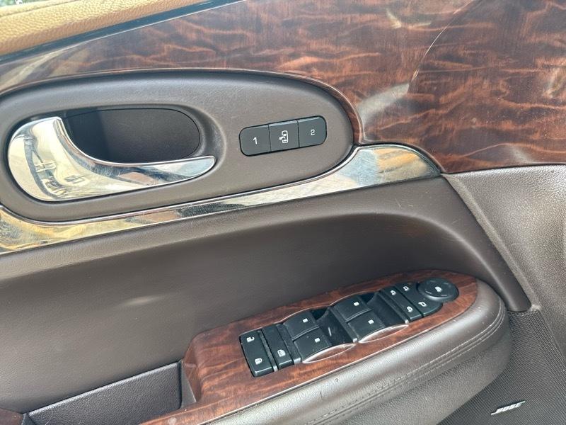 Buick Enclave Premium FWD 2013