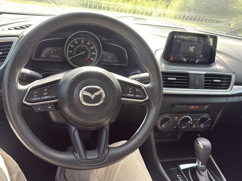 Mazda MAZDA3 i Sport AT 4-Door 2017