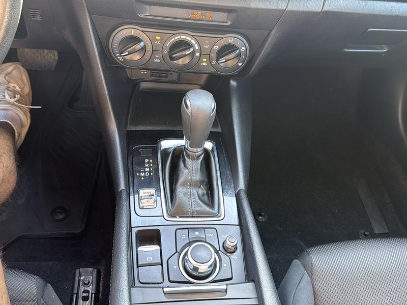 Mazda MAZDA3 i Sport AT 4-Door 2017