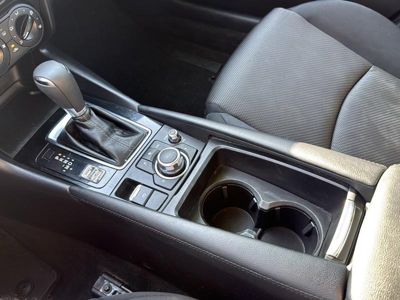 Mazda MAZDA3 i Sport AT 4-Door 2017