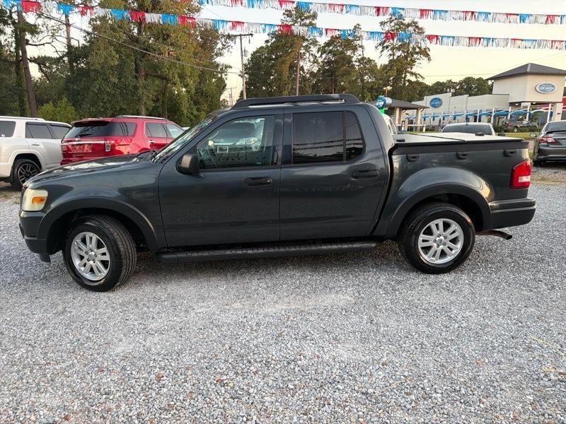 Ford Explorer Sport Trac XLT 4.0L 2WD 2010