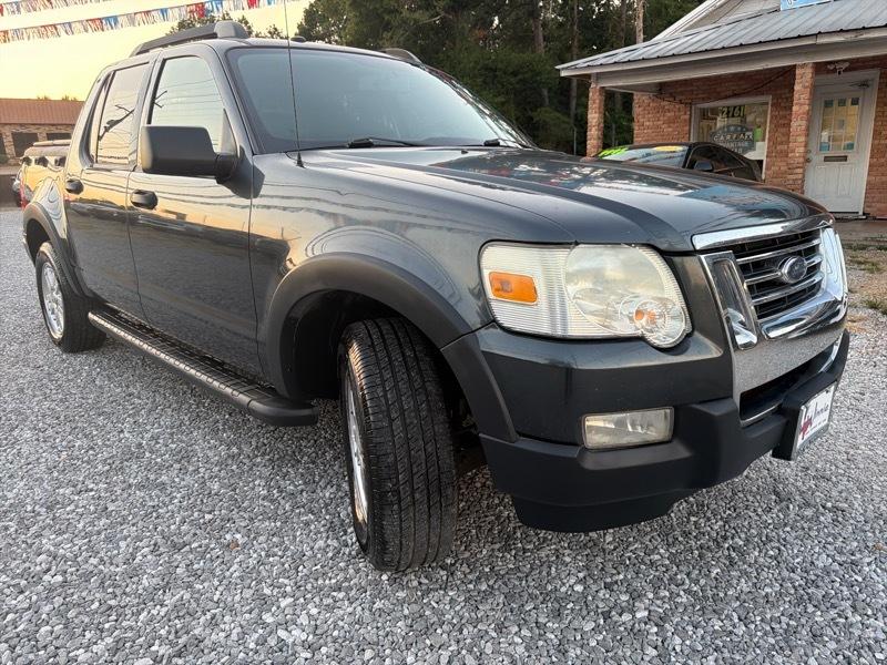 Ford Explorer Sport Trac XLT 4.0L 2WD 2010
