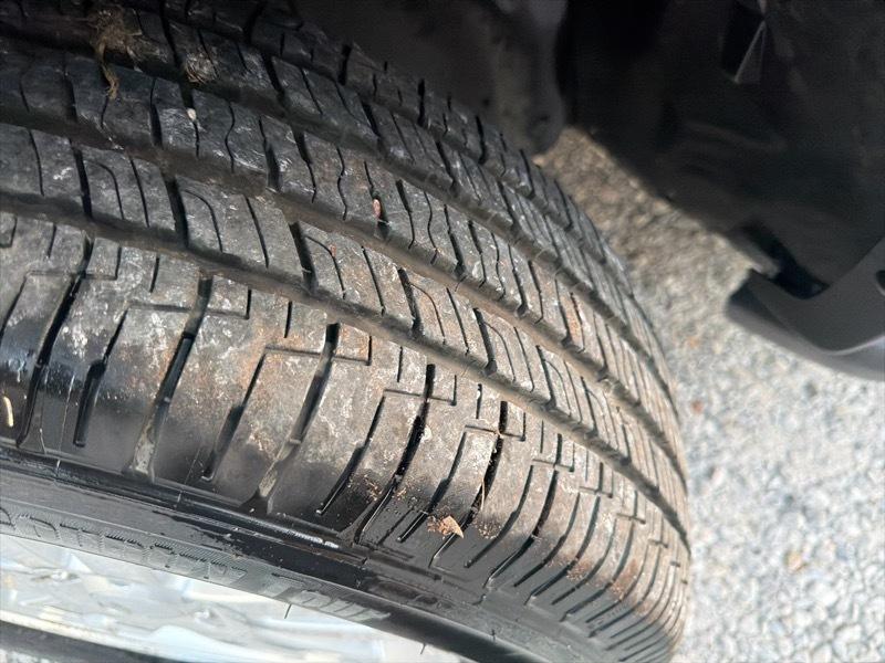 Ford Explorer Sport Trac XLT 4.0L 2WD 2010