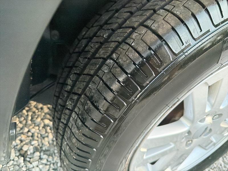 Ford Explorer Sport Trac XLT 4.0L 2WD 2010