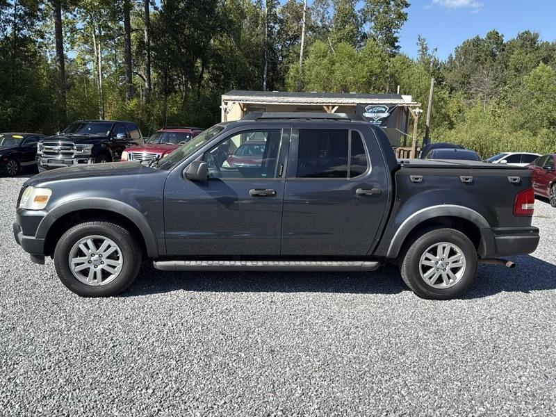 Ford Explorer Sport Trac XLT 4.0L 2WD 2010