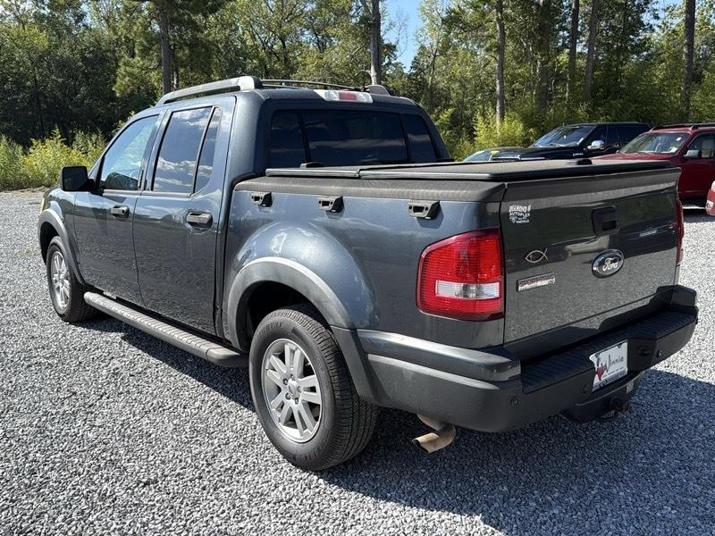 Ford Explorer Sport Trac XLT 4.0L 2WD 2010