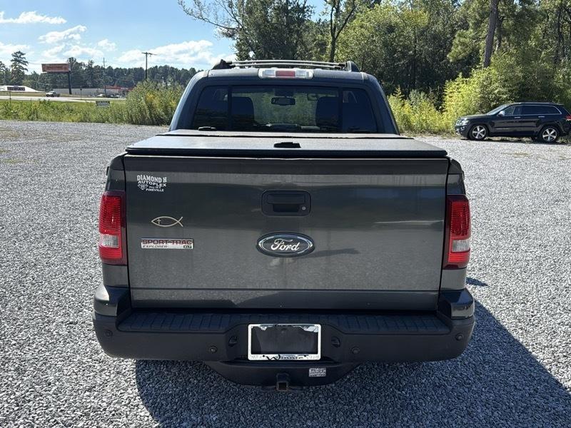 Ford Explorer Sport Trac XLT 4.0L 2WD 2010