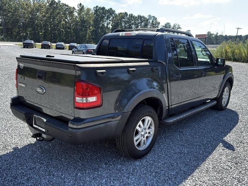 Ford Explorer Sport Trac XLT 4.0L 2WD 2010