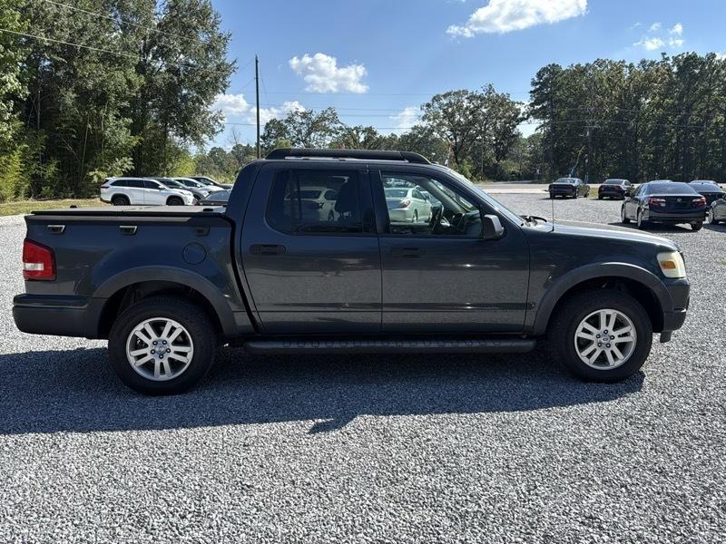 Ford Explorer Sport Trac XLT 4.0L 2WD 2010