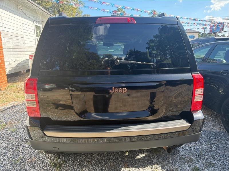 Jeep Patriot FWD 4dr 75th Anniversary 2016