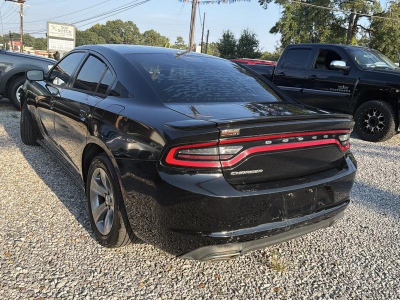 Dodge Charger SE 2016