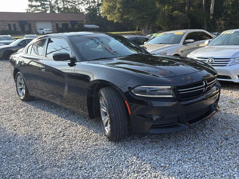 Dodge Charger SE 2016